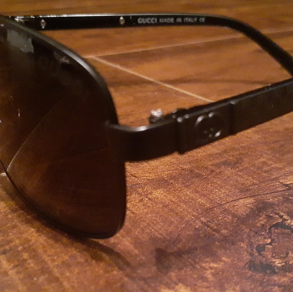 Gucci Aviator Sunglasses 2022 Black On Black Dark Lens - Picture 2 of 4